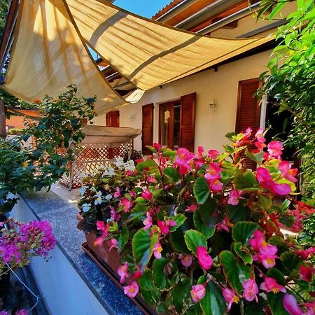 Beb I Portici Bed and Breakfast Cernobbio Eksteriør billede
